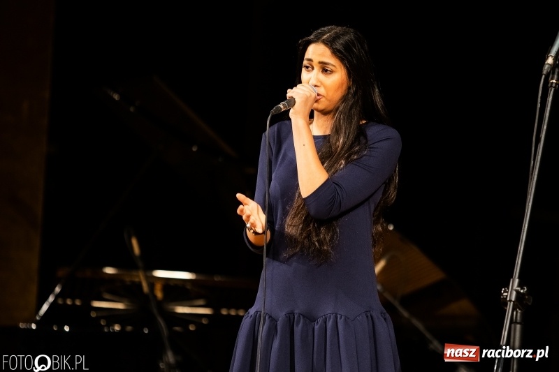 Zdjęcie w galerii na portalu naszraciborz.pl: Po raz siódmy śpiewali po hiszpańsku wiadomości z regionu