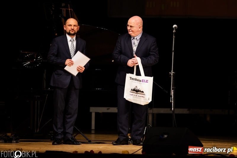 Zdjęcie w galerii na portalu naszraciborz.pl: Po raz siódmy śpiewali po hiszpańsku wiadomości z regionu