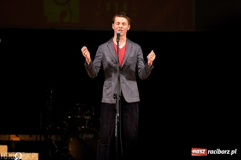 Zdjęcie w galerii na portalu naszraciborz.pl: Po raz siódmy śpiewali po hiszpańsku wiadomości z regionu