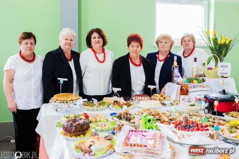 Zdjęcie w galerii na portalu naszraciborz.pl: Wielkanocne stoły w Pietrowicach Wielkich [FOTO i WIDEO] wiadomości z regionu