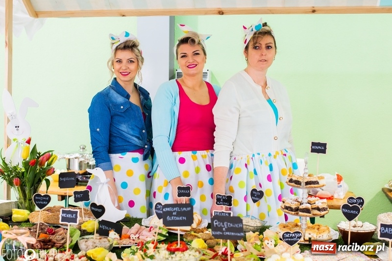 Zdjęcie w galerii na portalu naszraciborz.pl: Wielkanocne stoły w Pietrowicach Wielkich [FOTO i WIDEO] wiadomości z regionu