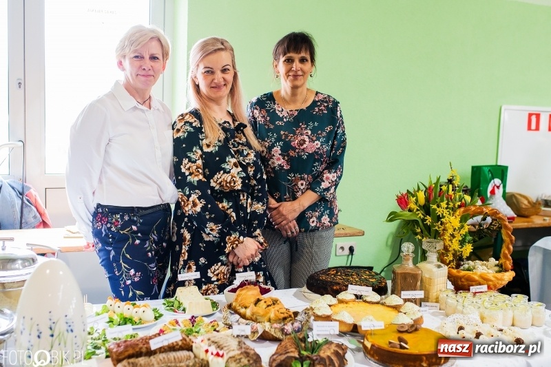 Zdjęcie w galerii na portalu naszraciborz.pl: Wielkanocne stoły w Pietrowicach Wielkich [FOTO i WIDEO] wiadomości z regionu