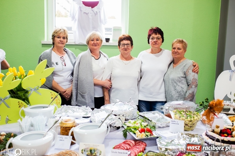 Zdjęcie w galerii na portalu naszraciborz.pl: Wielkanocne stoły w Pietrowicach Wielkich [FOTO i WIDEO] wiadomości z regionu