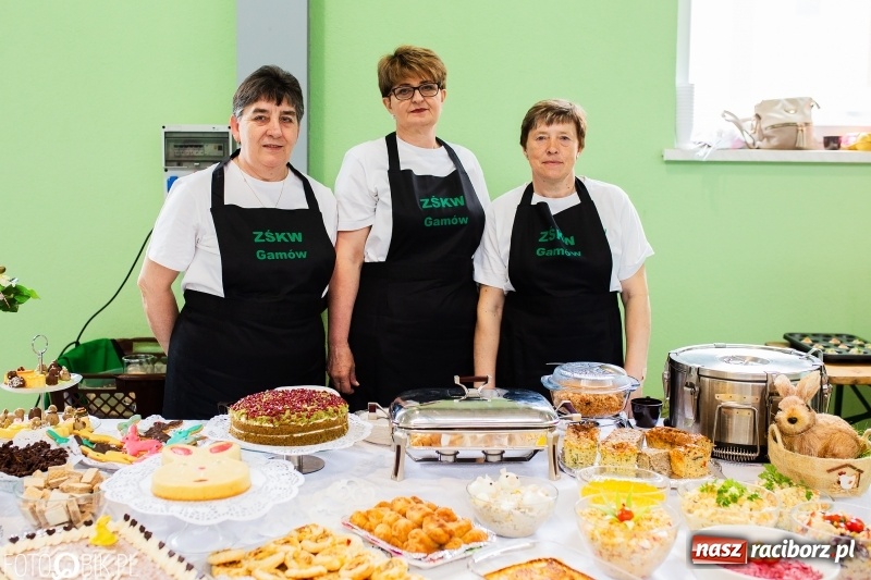 Zdjęcie w galerii na portalu naszraciborz.pl: Wielkanocne stoły w Pietrowicach Wielkich [FOTO i WIDEO] wiadomości z regionu