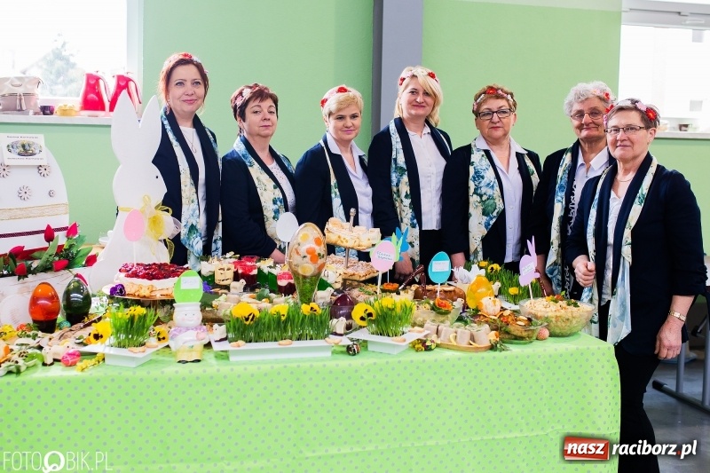 Zdjęcie w galerii na portalu naszraciborz.pl: Wielkanocne stoły w Pietrowicach Wielkich [FOTO i WIDEO] wiadomości z regionu