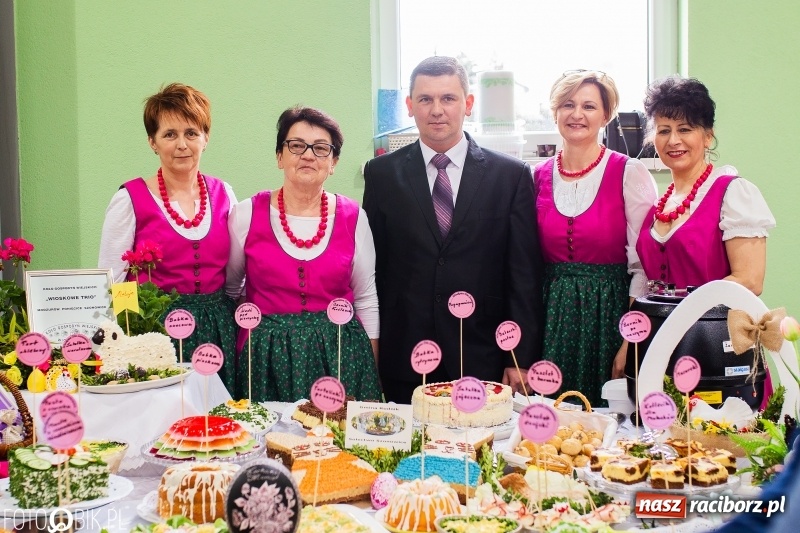 Zdjęcie w galerii na portalu naszraciborz.pl: Wielkanocne stoły w Pietrowicach Wielkich [FOTO i WIDEO] wiadomości z regionu