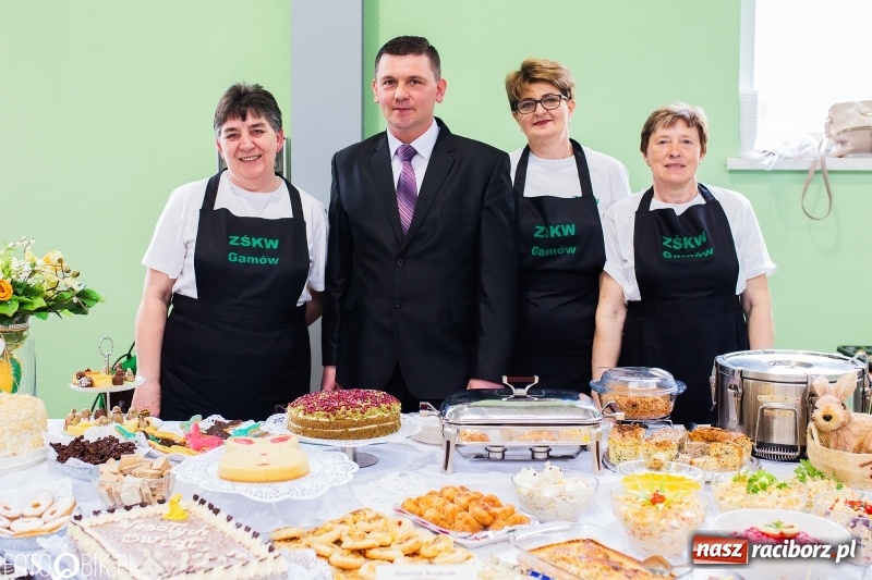 Zdjęcie w galerii na portalu naszraciborz.pl: Wielkanocne stoły w Pietrowicach Wielkich [FOTO i WIDEO] wiadomości z regionu