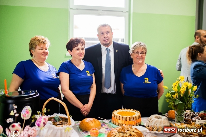 Zdjęcie w galerii na portalu naszraciborz.pl: Wielkanocne stoły w Pietrowicach Wielkich [FOTO i WIDEO] wiadomości z regionu