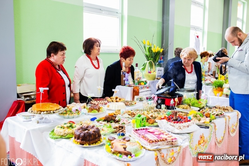 Zdjęcie w galerii na portalu naszraciborz.pl: Wielkanocne stoły w Pietrowicach Wielkich [FOTO i WIDEO] wiadomości z regionu