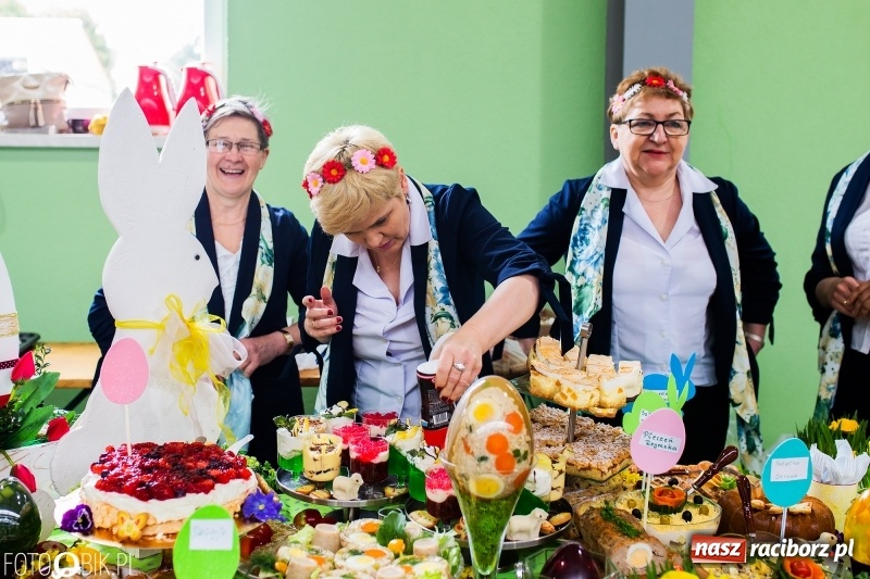 Zdjęcie w galerii na portalu naszraciborz.pl: Wielkanocne stoły w Pietrowicach Wielkich [FOTO i WIDEO] wiadomości z regionu