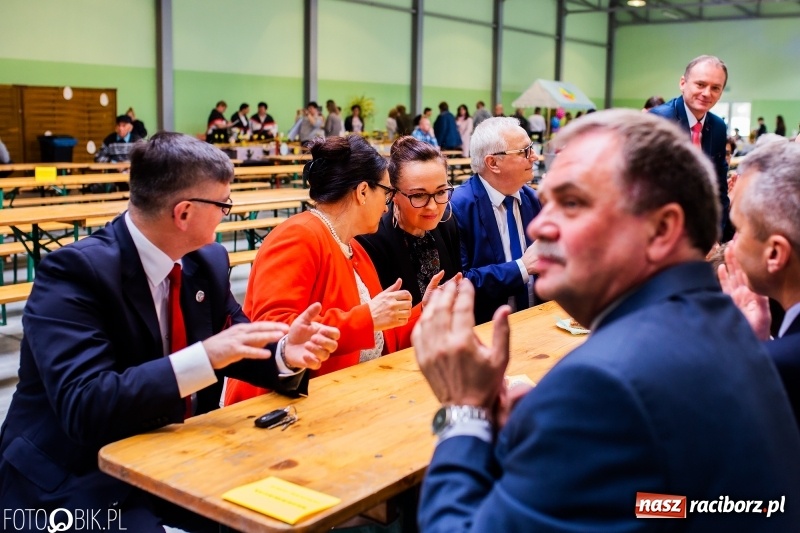 Zdjęcie w galerii na portalu naszraciborz.pl: Wielkanocne stoły w Pietrowicach Wielkich [FOTO i WIDEO] wiadomości z regionu