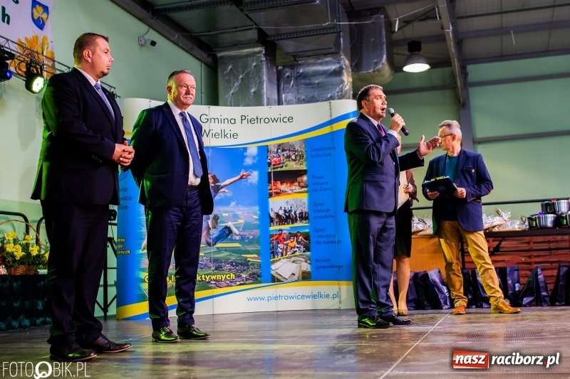 Zdjęcie w galerii na portalu naszraciborz.pl: Wielkanocne stoły w Pietrowicach Wielkich [FOTO i WIDEO] wiadomości z regionu