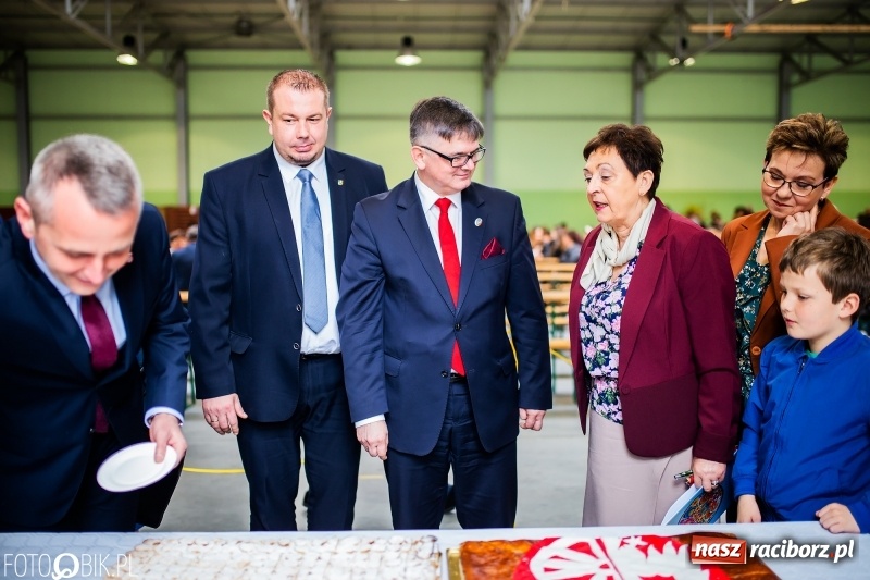Zdjęcie w galerii na portalu naszraciborz.pl: Wielkanocne stoły w Pietrowicach Wielkich [FOTO i WIDEO] wiadomości z regionu