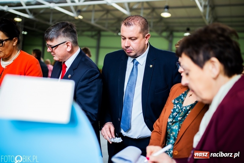 Zdjęcie w galerii na portalu naszraciborz.pl: Wielkanocne stoły w Pietrowicach Wielkich [FOTO i WIDEO] wiadomości z regionu