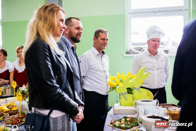 Zdjęcie w galerii na portalu naszraciborz.pl: Wielkanocne stoły w Pietrowicach Wielkich [FOTO i WIDEO] wiadomości z regionu