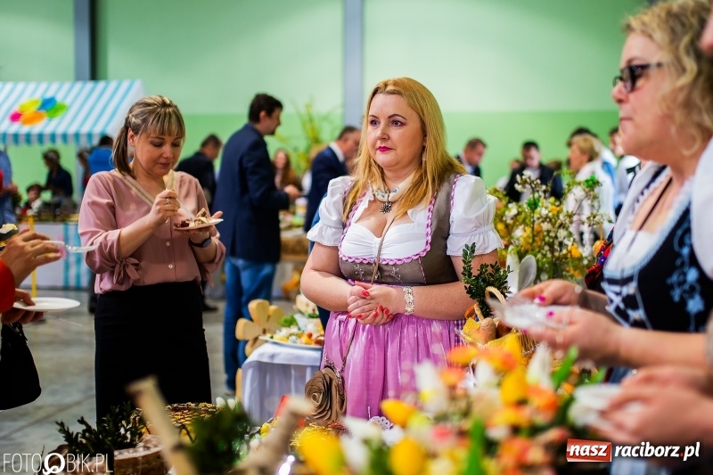 Zdjęcie w galerii na portalu naszraciborz.pl: Wielkanocne stoły w Pietrowicach Wielkich [FOTO i WIDEO] wiadomości z regionu
