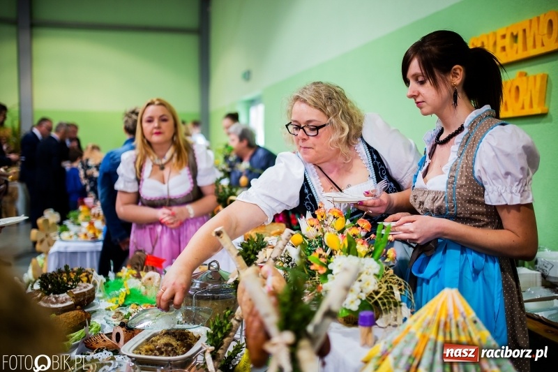 Zdjęcie w galerii na portalu naszraciborz.pl: Wielkanocne stoły w Pietrowicach Wielkich [FOTO i WIDEO] wiadomości z regionu