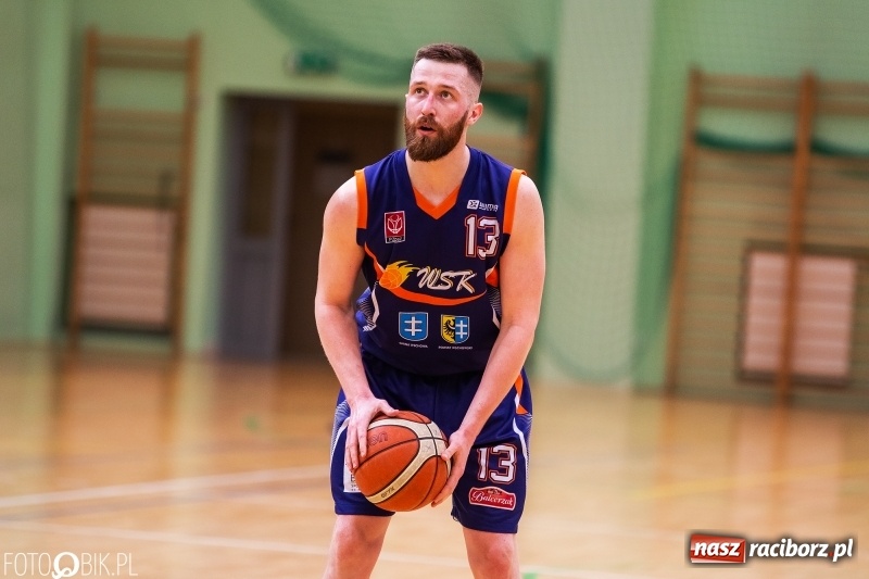 Zdjęcie w galerii na portalu naszraciborz.pl: Dreszczowiec w Arenie Rafako. Raciborska Ofensywa wygrała jednym punktem! [FOTO i WIDEO] wiadomości z regionu