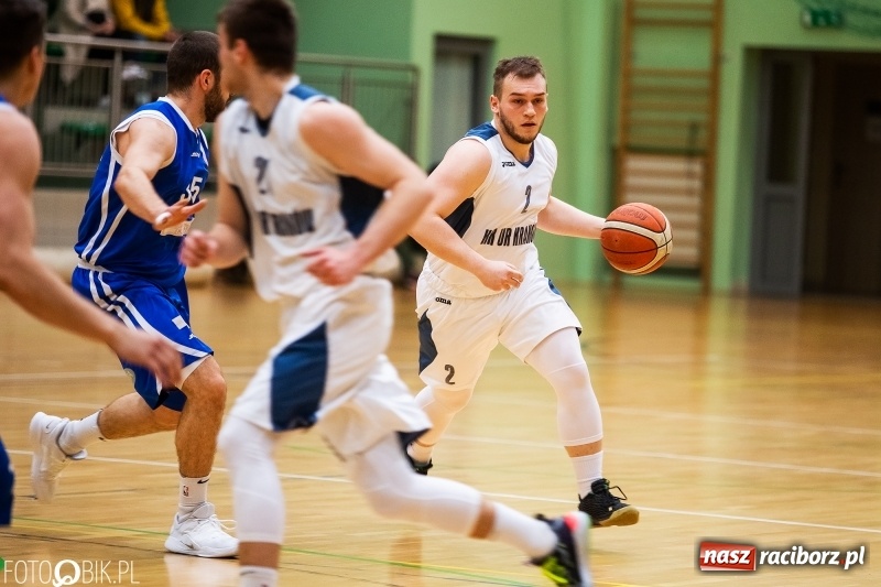 Zdjęcie w galerii na portalu naszraciborz.pl: Dreszczowiec w Arenie Rafako. Raciborska Ofensywa wygrała jednym punktem! [FOTO i WIDEO] wiadomości z regionu
