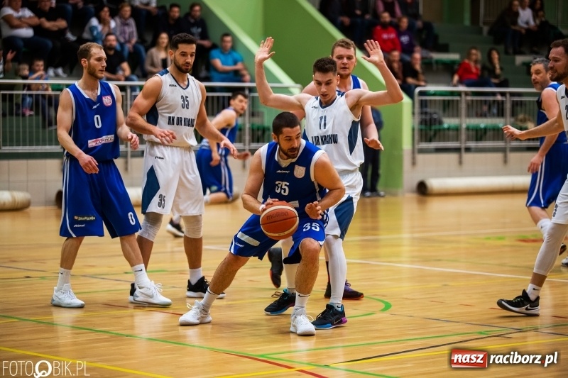 Zdjęcie w galerii na portalu naszraciborz.pl: Dreszczowiec w Arenie Rafako. Raciborska Ofensywa wygrała jednym punktem! [FOTO i WIDEO] wiadomości z regionu