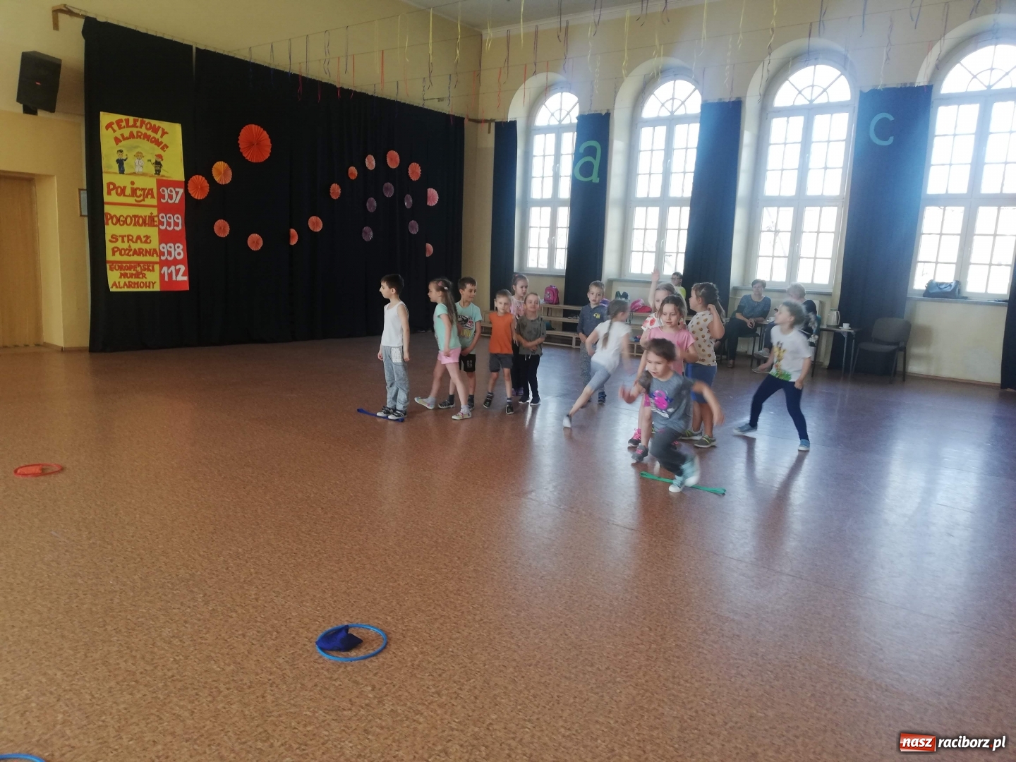 Zdjęcie w galerii na portalu naszraciborz.pl: Przedszkolaki na medal w SP 4 wiadomości z regionu