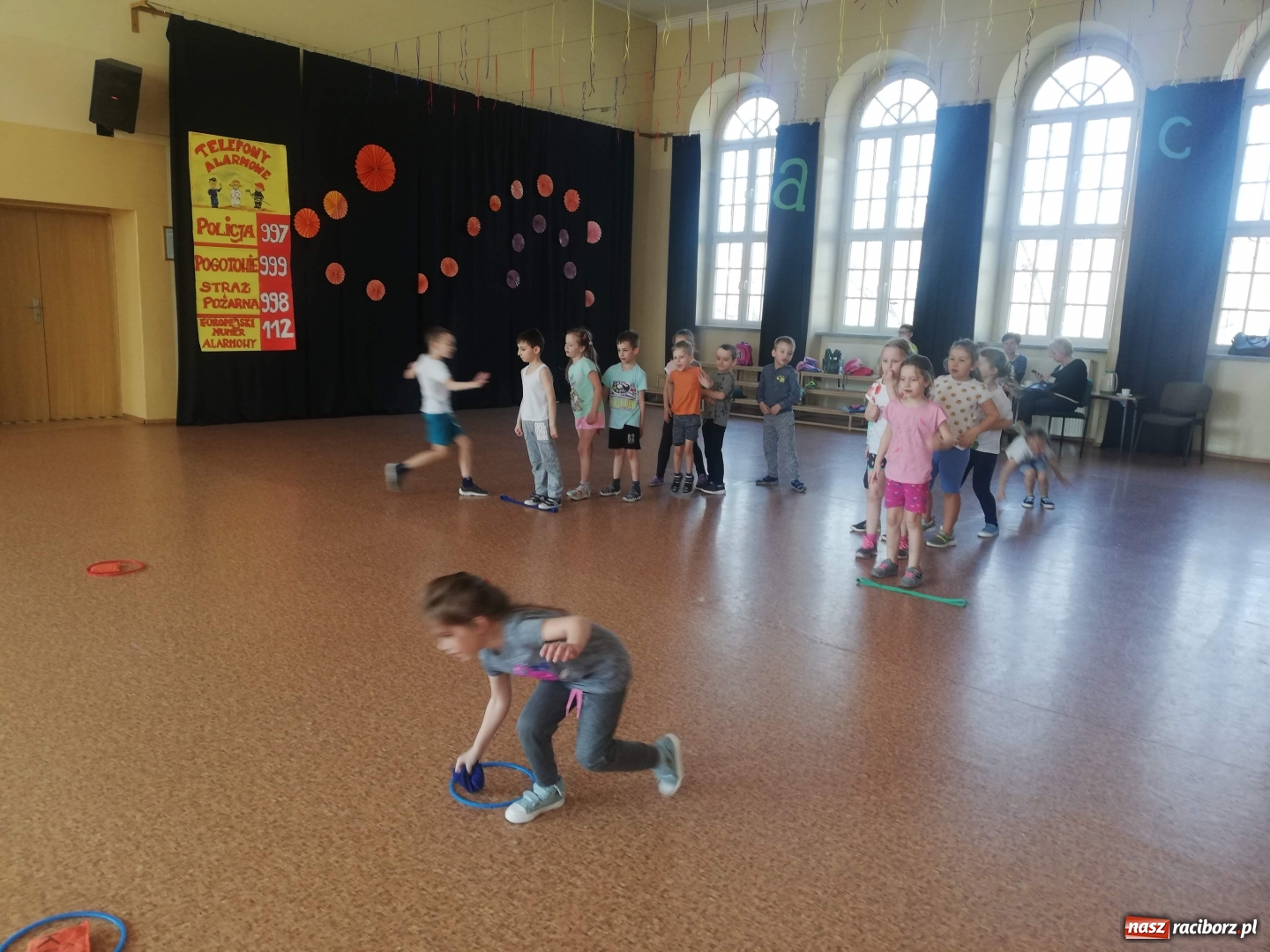 Zdjęcie w galerii na portalu naszraciborz.pl: Przedszkolaki na medal w SP 4 wiadomości z regionu