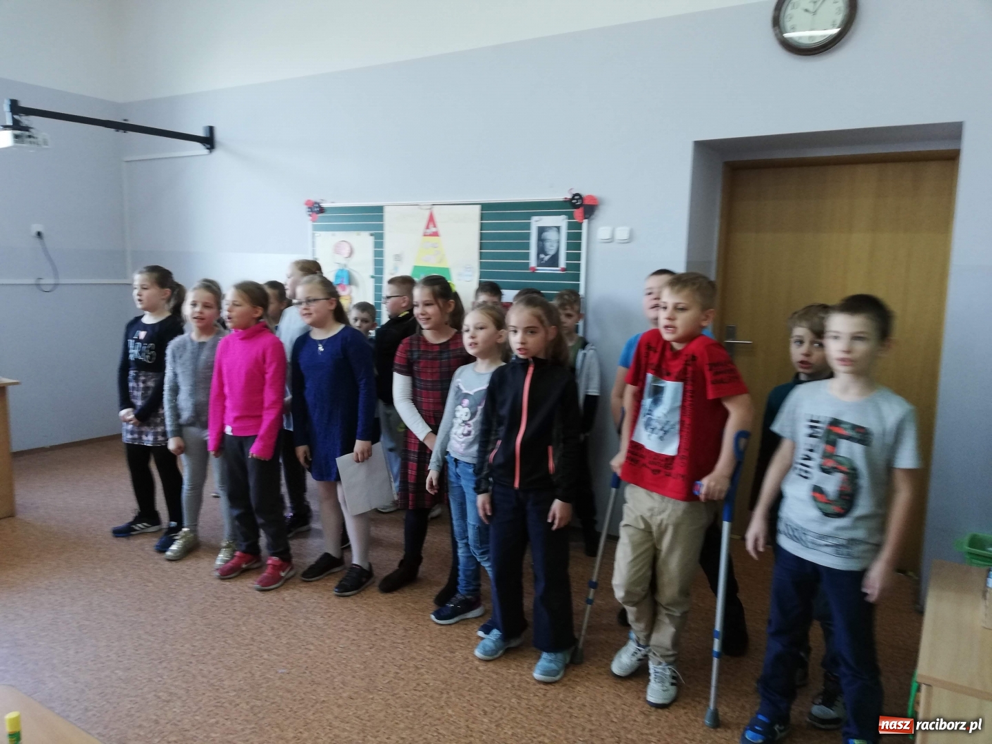 Zdjęcie w galerii na portalu naszraciborz.pl: Przedszkolaki na medal w SP 4 wiadomości z regionu