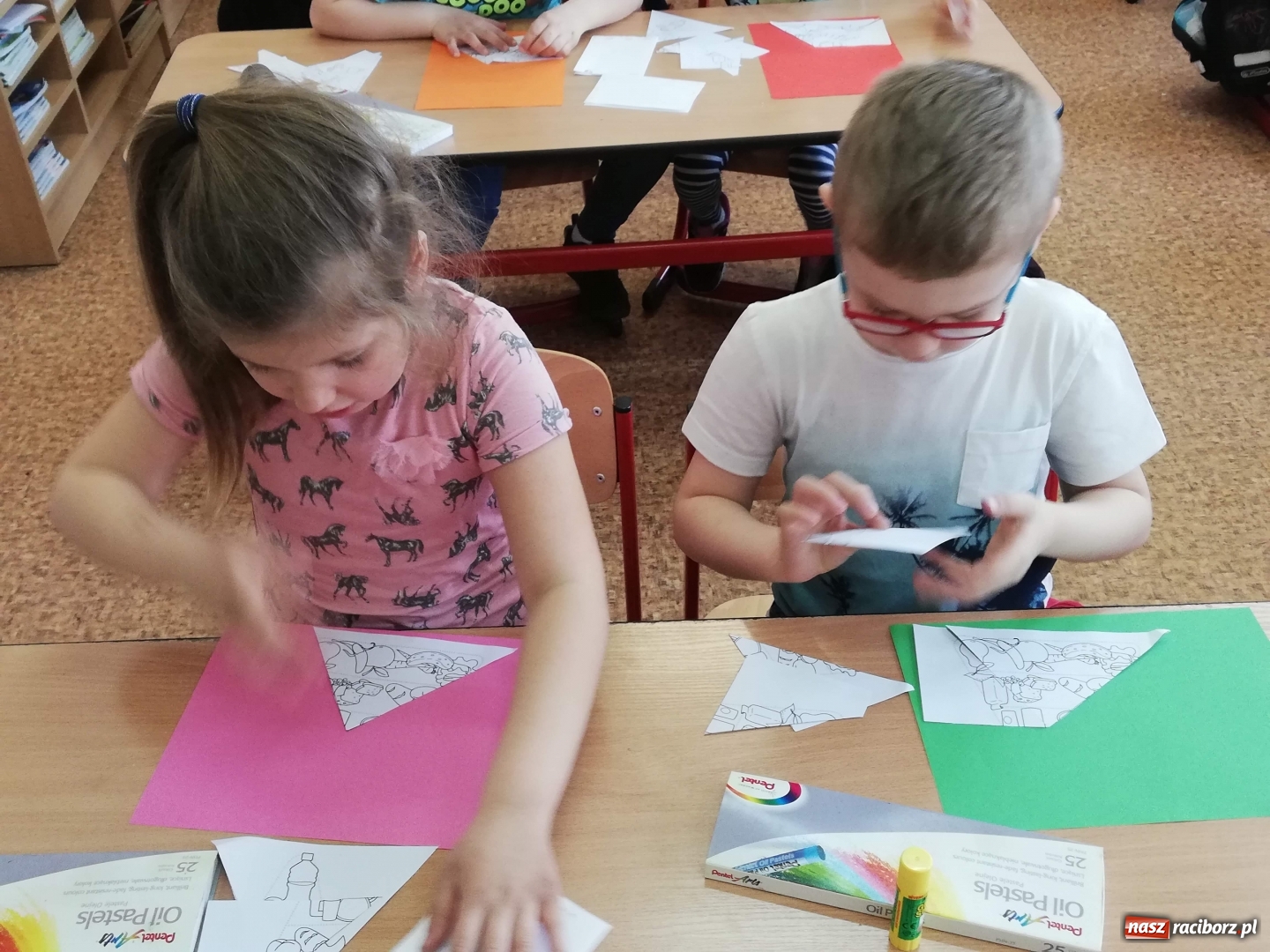 Zdjęcie w galerii na portalu naszraciborz.pl: Przedszkolaki na medal w SP 4 wiadomości z regionu