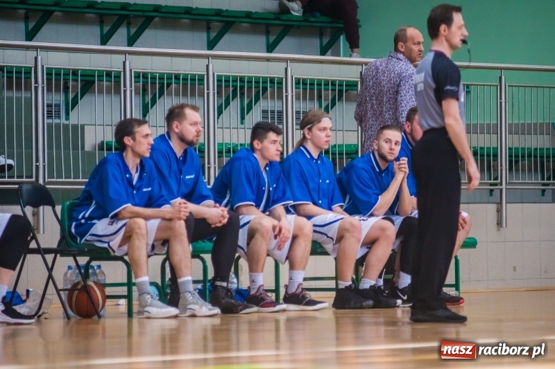 Zdjęcie w galerii na portalu naszraciborz.pl: Orzeł Ziębice pokonany. Ofensywa z awansem do turnieju finałowego! wiadomości z regionu