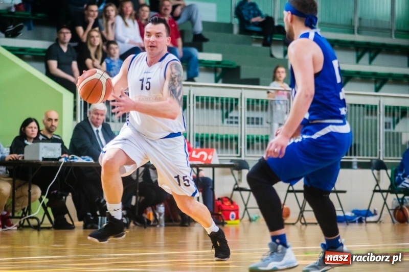 Zdjęcie w galerii na portalu naszraciborz.pl: Orzeł Ziębice pokonany. Ofensywa z awansem do turnieju finałowego! wiadomości z regionu