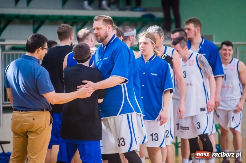 Zdjęcie w galerii na portalu naszraciborz.pl: Orzeł Ziębice pokonany. Ofensywa z awansem do turnieju finałowego! wiadomości z regionu