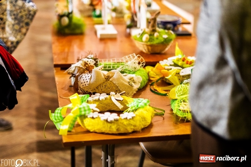 Zdjęcie w galerii na portalu naszraciborz.pl: Kiermasz Wielkanocny w Krzanowicach wiadomości z regionu