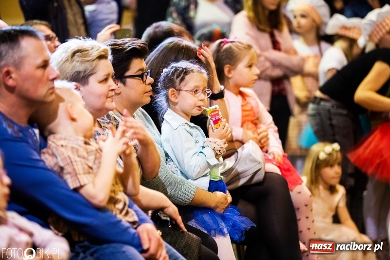 Zdjęcie w galerii na portalu naszraciborz.pl: Kiermasz Wielkanocny w Krzanowicach wiadomości z regionu