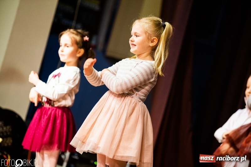 Zdjęcie w galerii na portalu naszraciborz.pl: Kiermasz Wielkanocny w Krzanowicach wiadomości z regionu