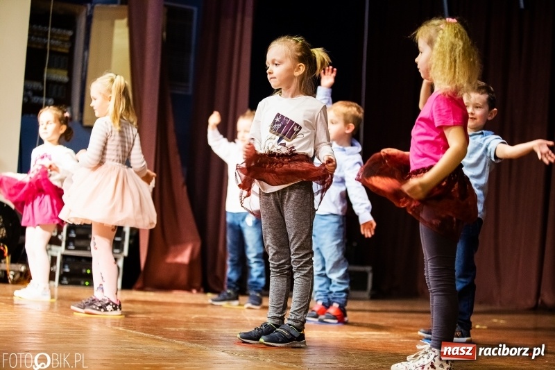 Zdjęcie w galerii na portalu naszraciborz.pl: Kiermasz Wielkanocny w Krzanowicach wiadomości z regionu