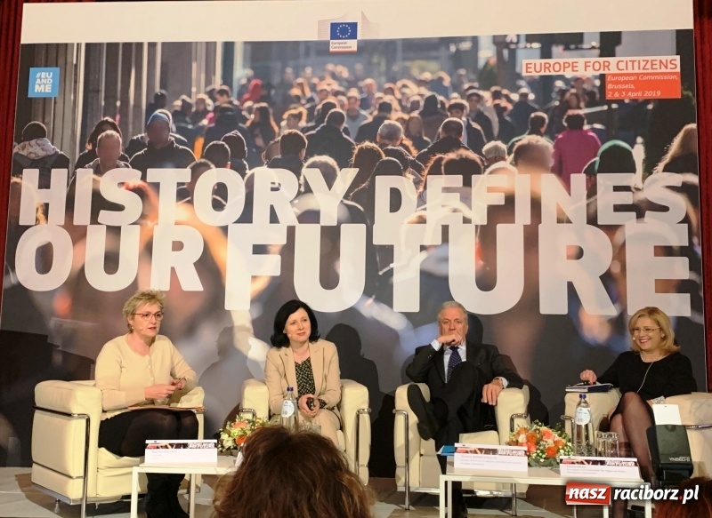 Zdjęcie w galerii na portalu naszraciborz.pl: Europa dla obywateli. Raciborzanie z zaproszeniem do Brukseli  wiadomości z regionu