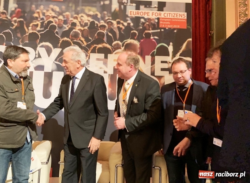 Zdjęcie w galerii na portalu naszraciborz.pl: Europa dla obywateli. Raciborzanie z zaproszeniem do Brukseli  wiadomości z regionu