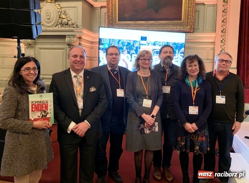 Zdjęcie w galerii na portalu naszraciborz.pl: Europa dla obywateli. Raciborzanie z zaproszeniem do Brukseli  wiadomości z regionu