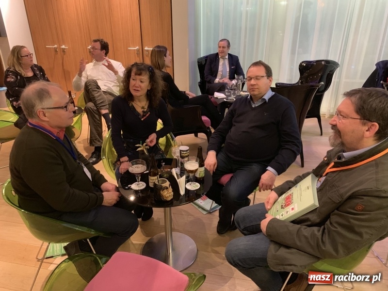 Zdjęcie w galerii na portalu naszraciborz.pl: Europa dla obywateli. Raciborzanie z zaproszeniem do Brukseli  wiadomości z regionu