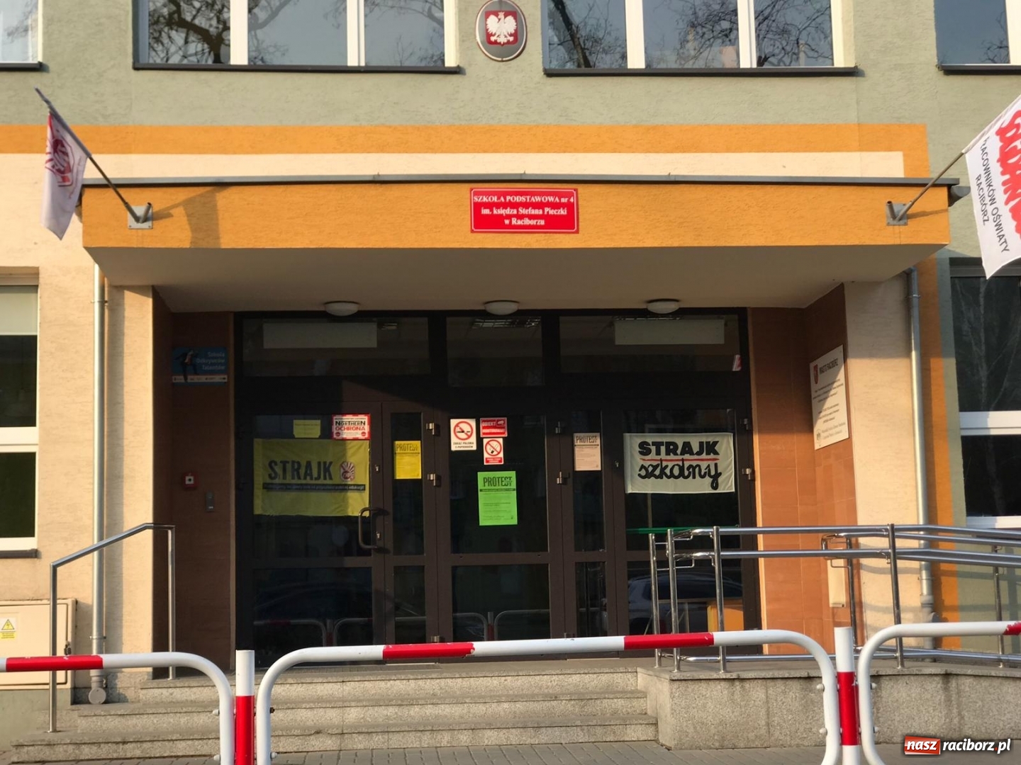 Zdjęcie w galerii na portalu naszraciborz.pl: Komunikat Urzędu Miasta po pierwszym dniu strajku  wiadomości z regionu