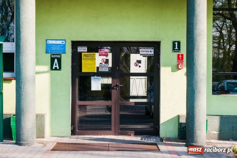Zdjęcie w galerii na portalu naszraciborz.pl: Komunikat Urzędu Miasta po pierwszym dniu strajku  wiadomości z regionu