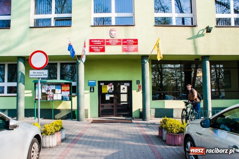 Zdjęcie w galerii na portalu naszraciborz.pl: Komunikat Urzędu Miasta po pierwszym dniu strajku  wiadomości z regionu