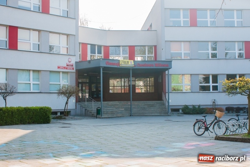 Zdjęcie w galerii na portalu naszraciborz.pl: Komunikat Urzędu Miasta po pierwszym dniu strajku  wiadomości z regionu