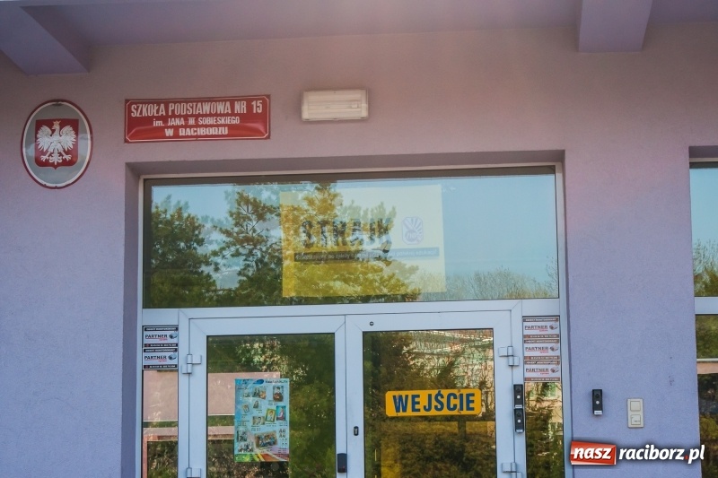 Zdjęcie w galerii na portalu naszraciborz.pl: Komunikat Urzędu Miasta po pierwszym dniu strajku  wiadomości z regionu