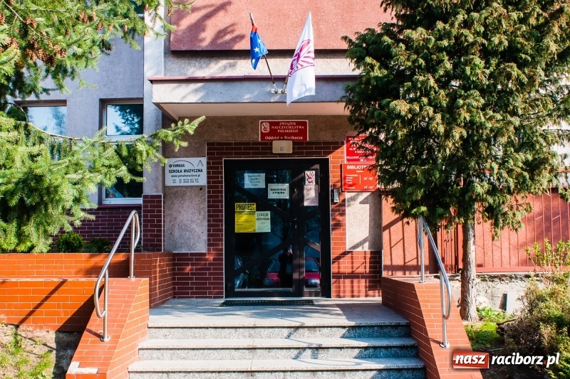 Zdjęcie w galerii na portalu naszraciborz.pl: Komunikat Urzędu Miasta po pierwszym dniu strajku  wiadomości z regionu