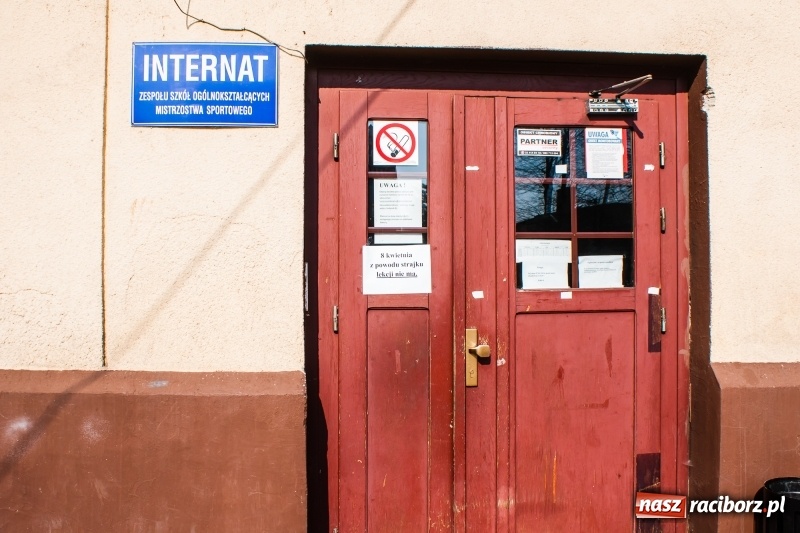 Zdjęcie w galerii na portalu naszraciborz.pl: Komunikat Urzędu Miasta po pierwszym dniu strajku  wiadomości z regionu