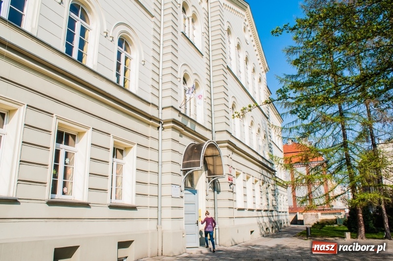 Zdjęcie w galerii na portalu naszraciborz.pl: Komunikat Urzędu Miasta po pierwszym dniu strajku  wiadomości z regionu