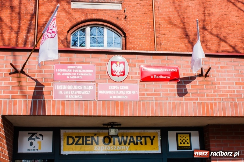 Zdjęcie w galerii na portalu naszraciborz.pl: Komunikat Urzędu Miasta po pierwszym dniu strajku  wiadomości z regionu
