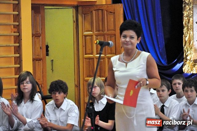 Zdjęcie w galerii na portalu naszraciborz.pl: Wojewódzkie Zakończenie Roku w SP 13 wiadomości z regionu