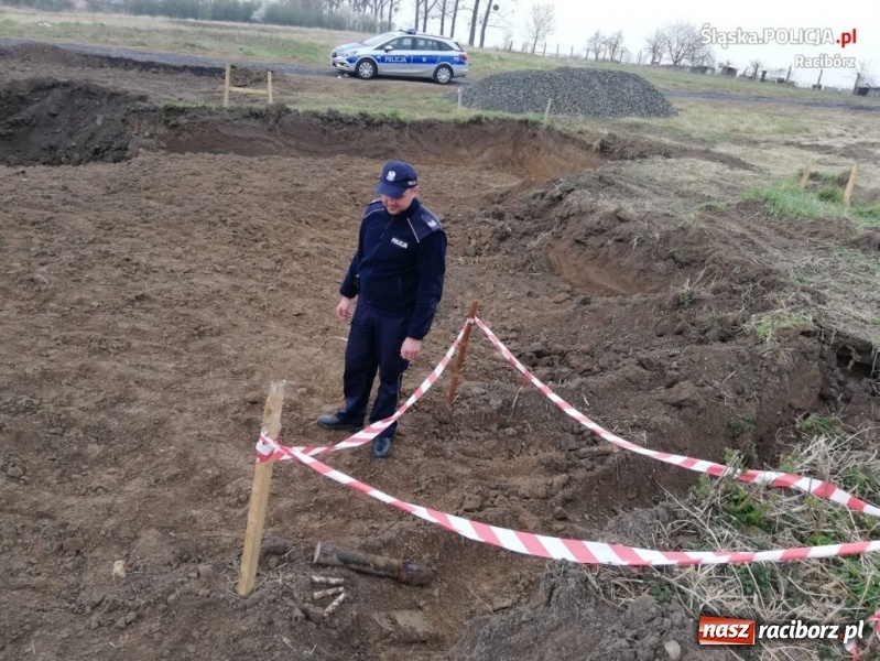 Zdjęcie w galerii na portalu naszraciborz.pl: Podwójne niebezpieczne znalezisko w Pietrowicach Wielkich wiadomości z regionu